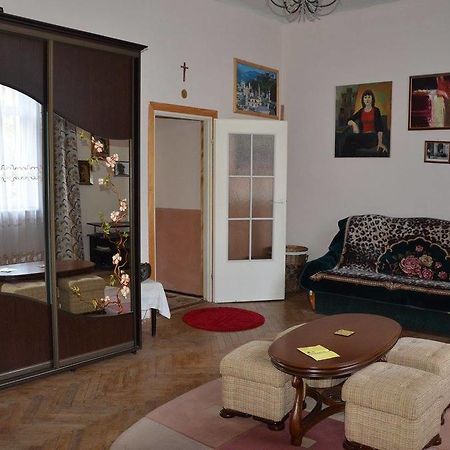Mieszkanie Na Szpitalnej Lviv Ngoại thất bức ảnh