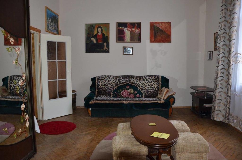 Mieszkanie Na Szpitalnej Lviv Ngoại thất bức ảnh