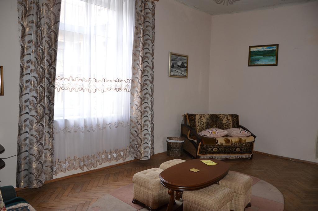 Mieszkanie Na Szpitalnej Lviv Ngoại thất bức ảnh